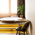 Manzo's Hotel