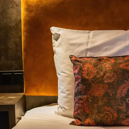 Hotel Manzo's