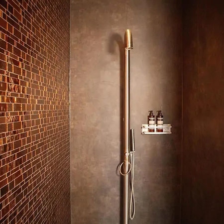 Manzo's فندق سانداكم