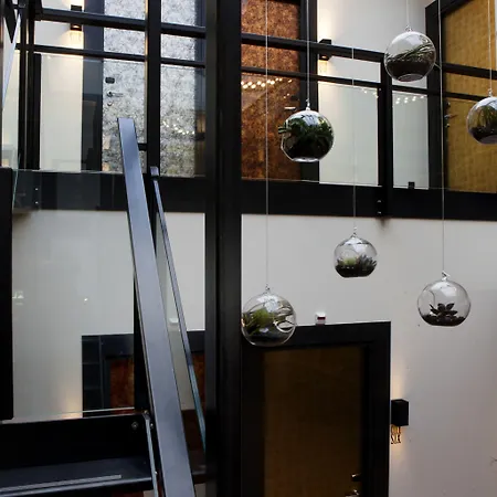 Manzo's 4* Zaandam