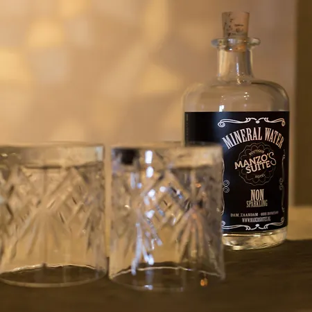 Manzo's سانداكم