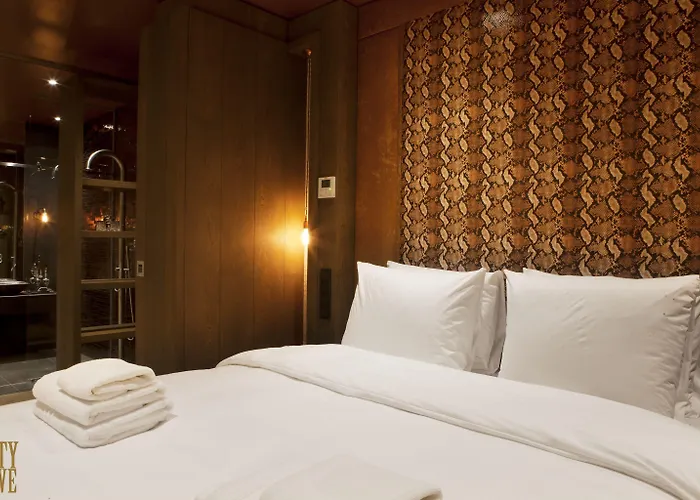 Manzo's ホテル 4*