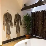 Manzo's Szálloda