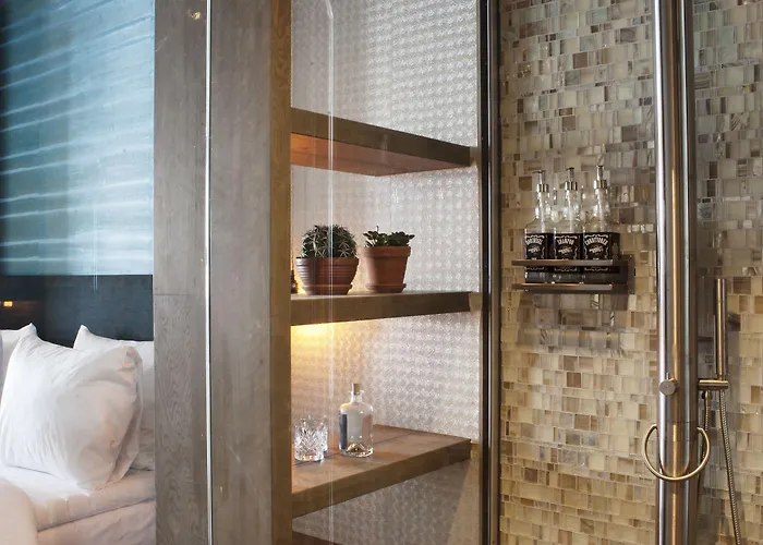 מלון Manzo's זנדאם